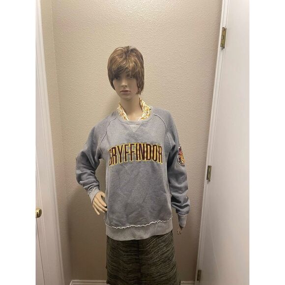 Harry Potter Embroidered Sweatshirt Griffindor Loose Fit Pullover Women’s L 16 - Picture 2 of 13